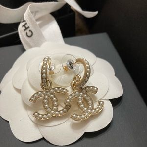 Brand new Chanel pearl earrings